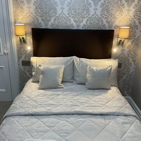 Casa de hóspedes Glenora 2*