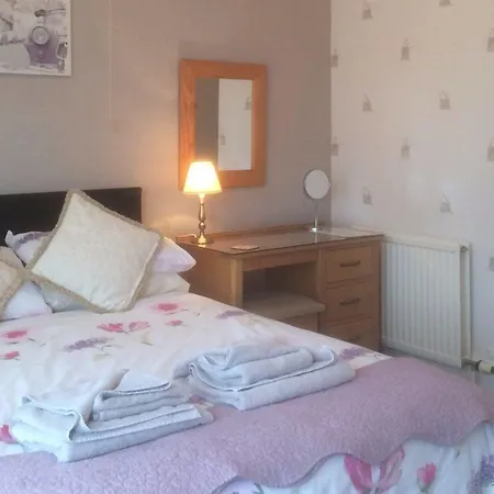 Glenora 2* ウィットビー