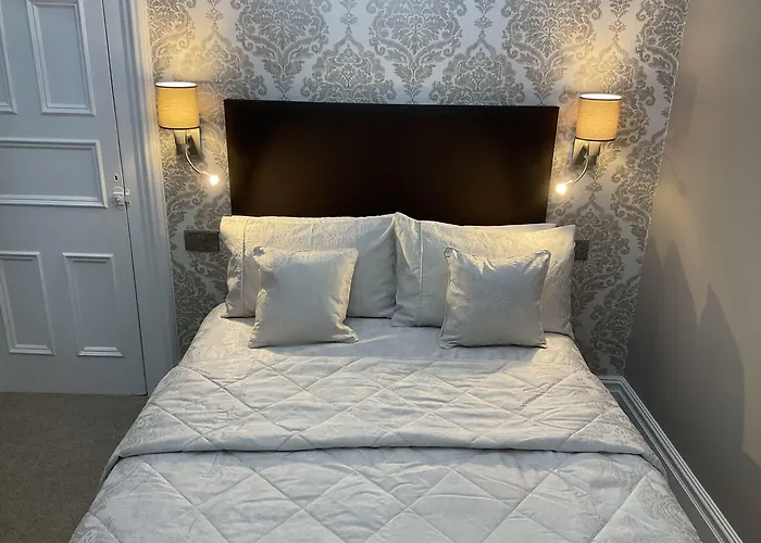 Guest house Glenora 2*