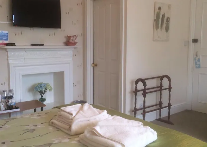 格莱诺拉旅馆 2* 惠特比