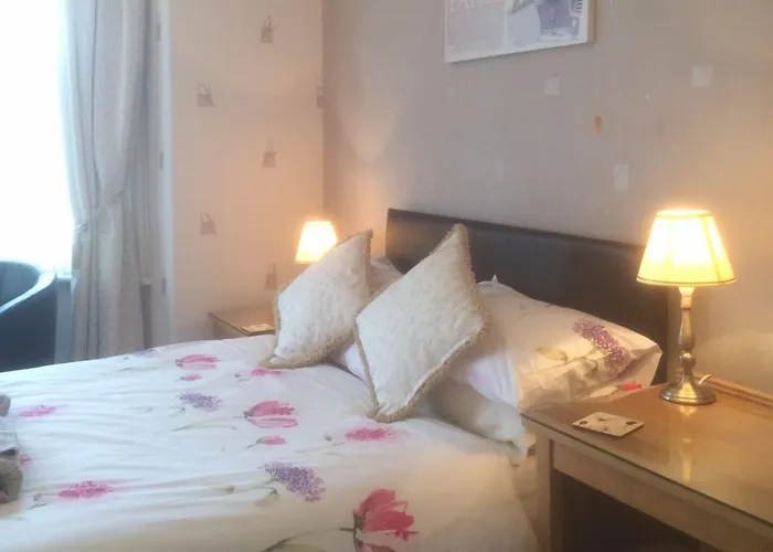 Glenora Guest house Whitby