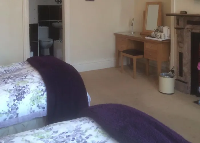 Guest house Glenora Whitby