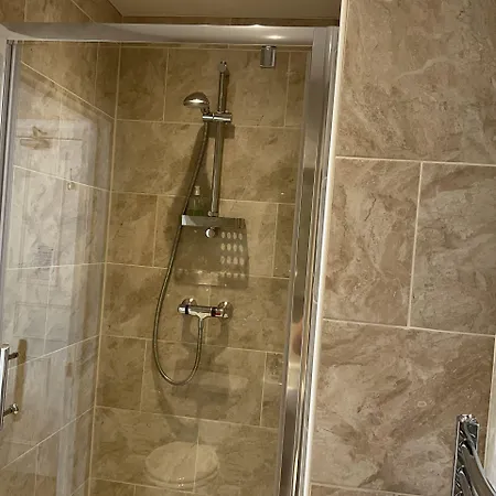 Pensjonat Glenora 2*